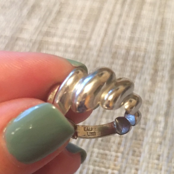 Silver Colored Ring - Picture 3 of 3